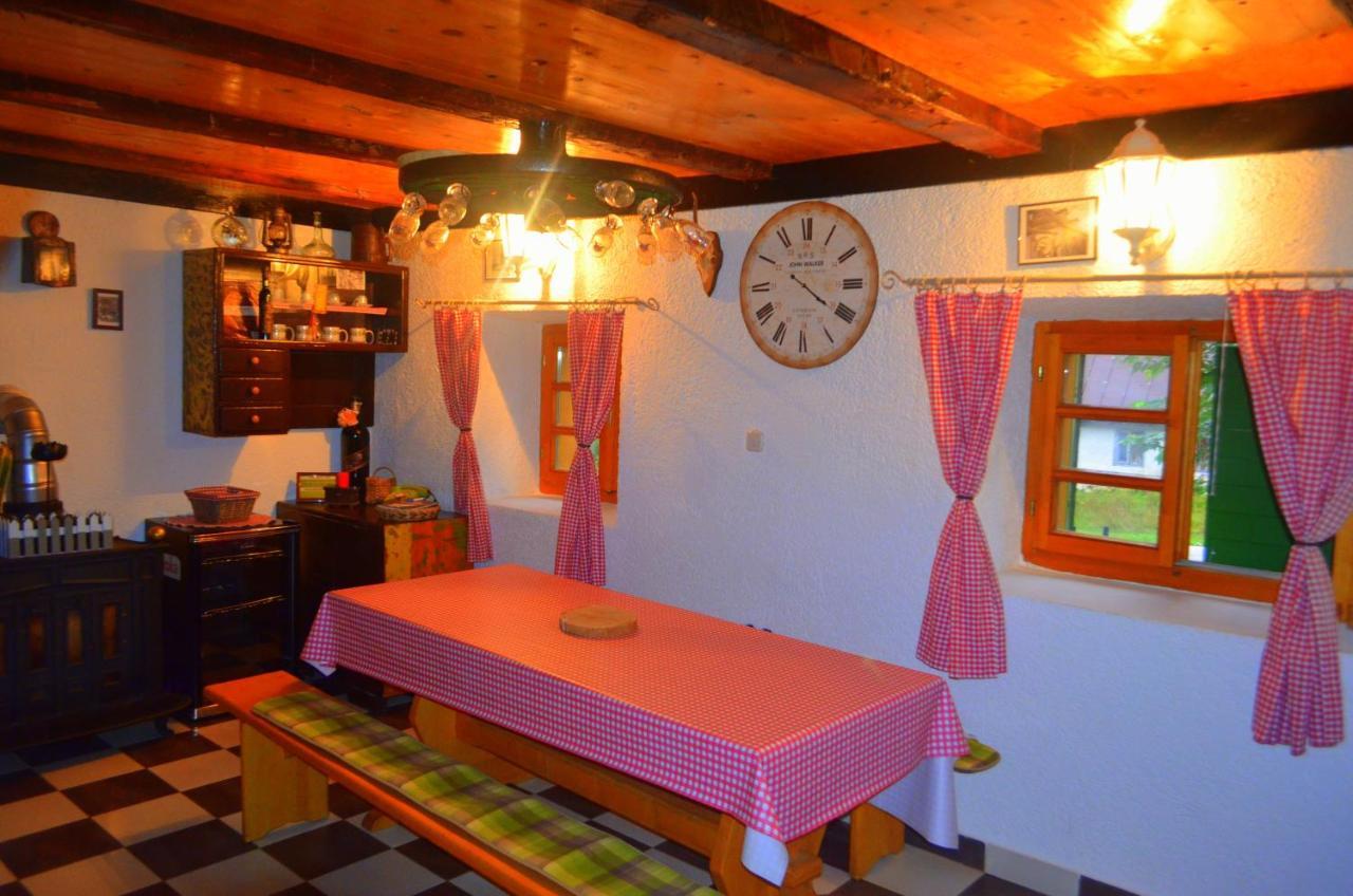 Ivona - Kuca Za Odmor Perusic - Stara Lika Apartment Exterior foto